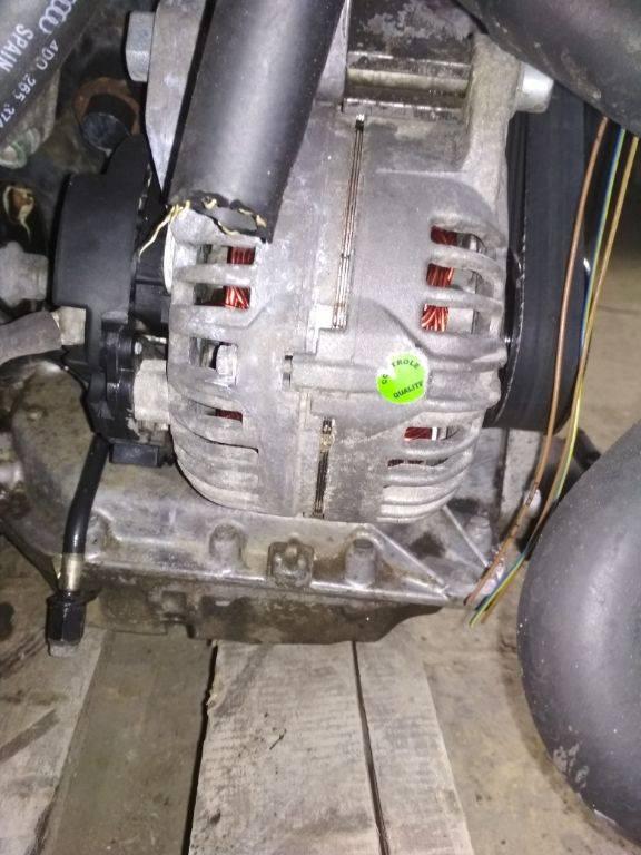 генератор Audi A6 4B/C5 1998, 2.5 л., дизель, АКПП - фото №1