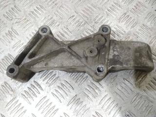 кронштейн двигателя Renault Master 2 поколение 2002, 2.2 л., дизель, МКПП, 8200213875