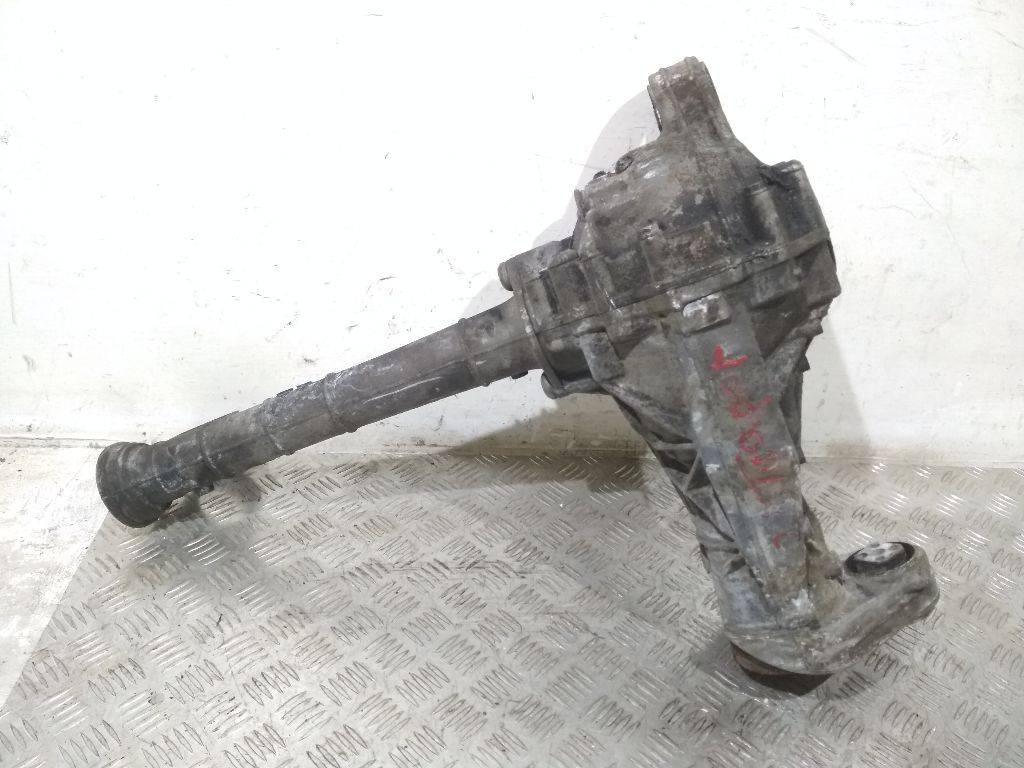 редуктор переднего моста Volkswagen Touareg 1 поколение 2006, 2.5 л., дизель, 4460310021 - фото №1