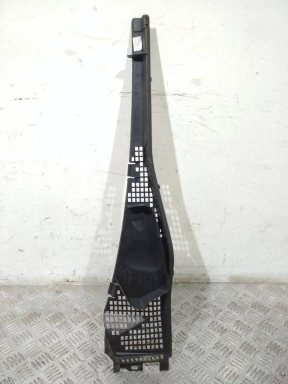 дождевик Renault Sandero 1 поколение 2010, 8200825457 - фото №1