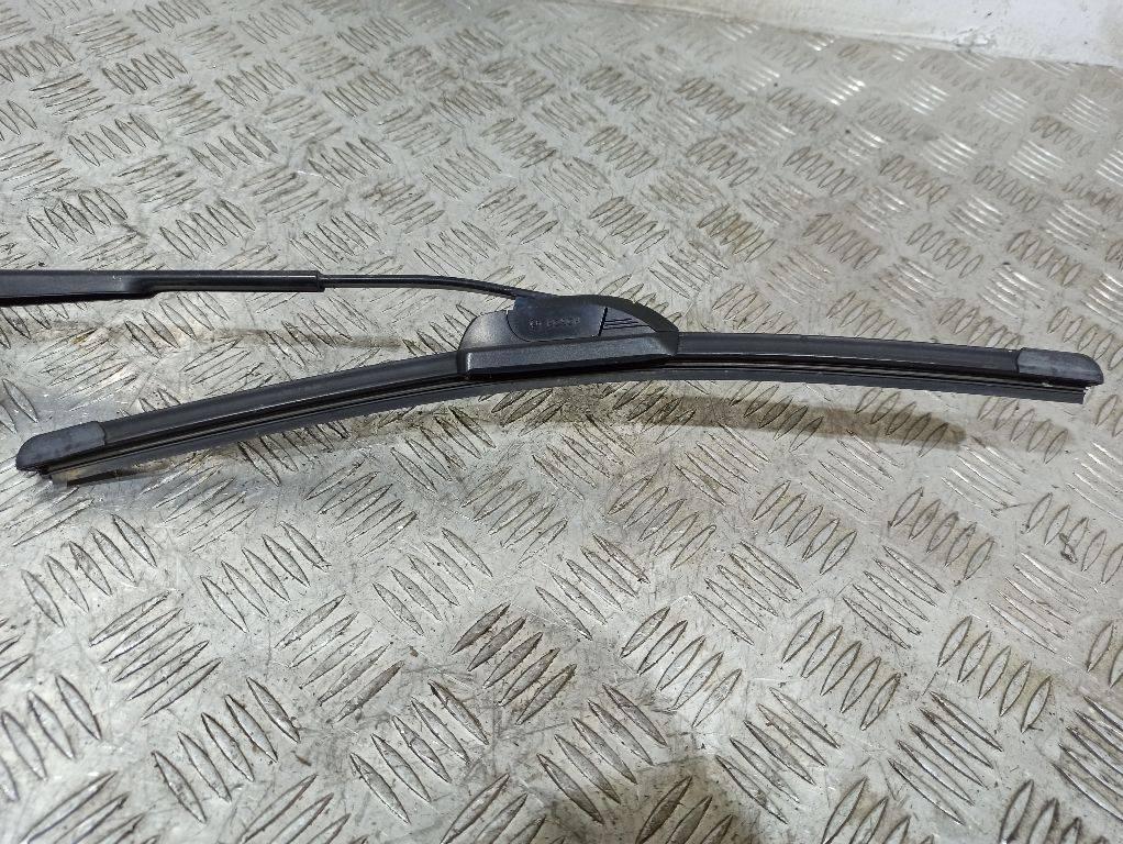 щетки стеклоочистителя Honda Accord 7 поколение 2004, BOSCH - фото №1