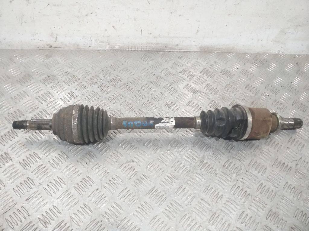 полуось передняя левая (приводной вал, ШРУС) Renault Modus 2 поколение 2007, 8200499585 - фото №1