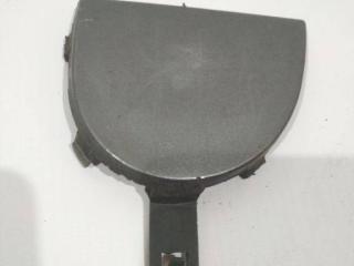 заглушка (решетка) в бампер Renault Clio 3 поколение 2008