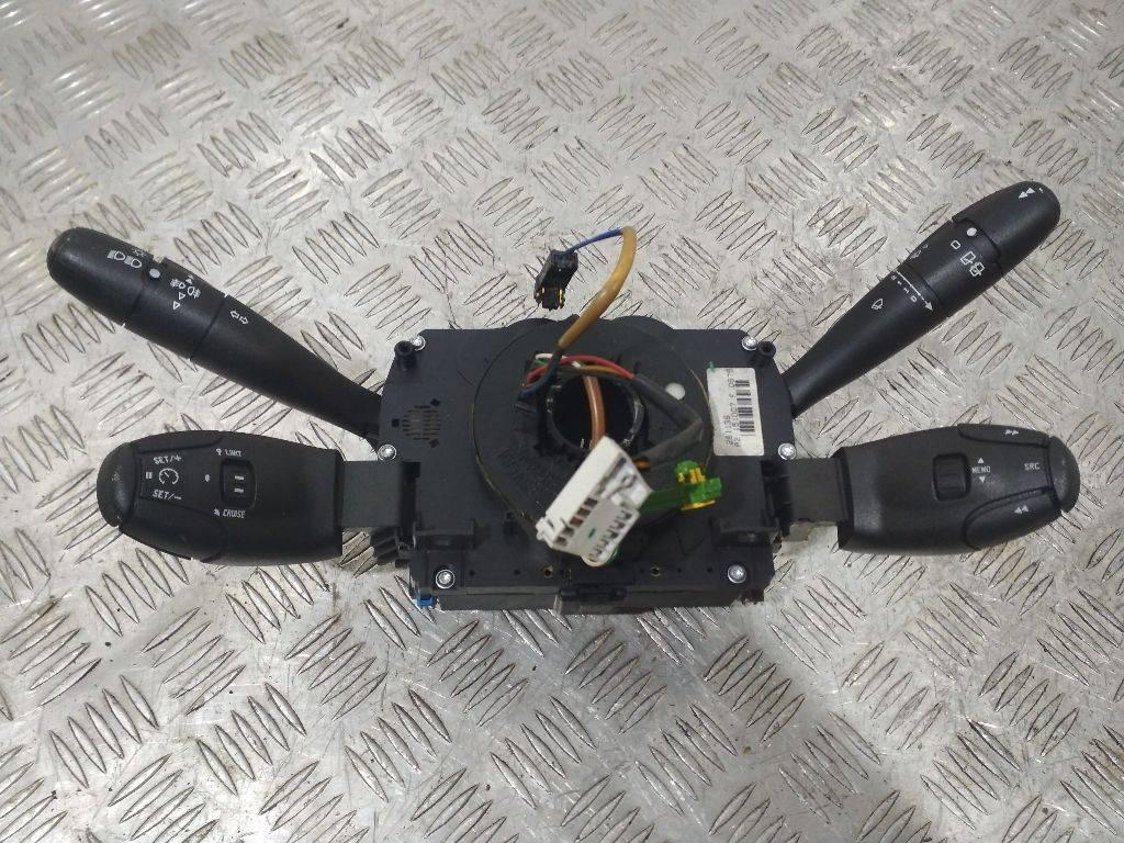 переключатель подрулевой (стрекоза) Peugeot 207 1 поколение 2007, 96630724XT, COM2005 - фото №1