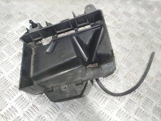 полка аккумулятора Skoda Fabia 3 поколение (NJ) [рестайлинг] 2018, 6C0915331