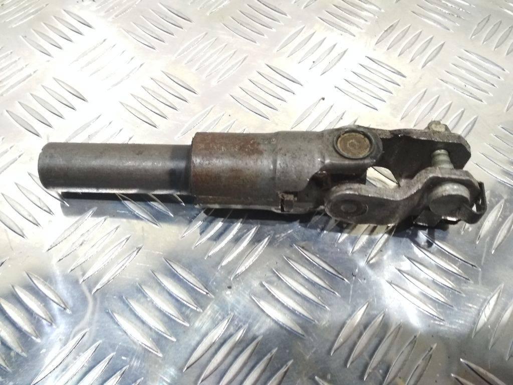 рулевой карданчик Citroen C5 1 поколение 2002 - фото №1