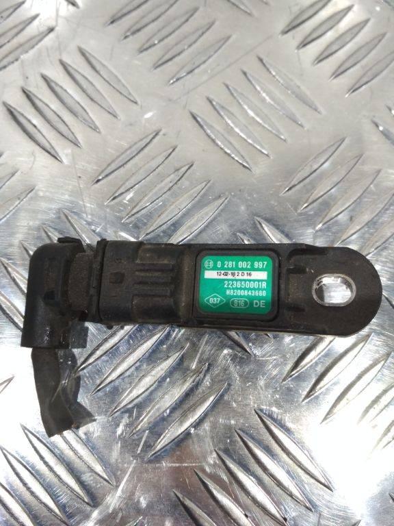 датчик абсолютного давления Renault Duster 1 поколение 2011, 8200843680 - фото №1