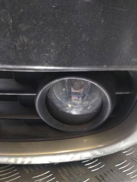 фара противотуманная левая Renault Scenic 2 поколение 2004 - фото №1