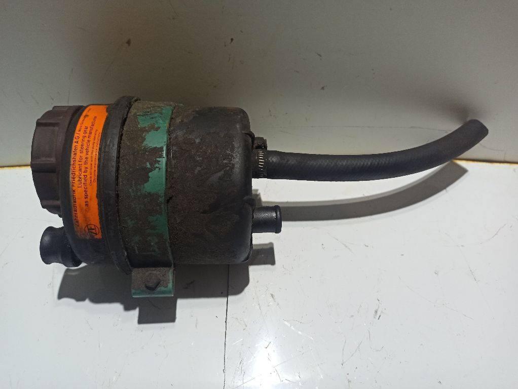 бачок гидроусилителя Volvo FH 2000, 1594873 - фото №1