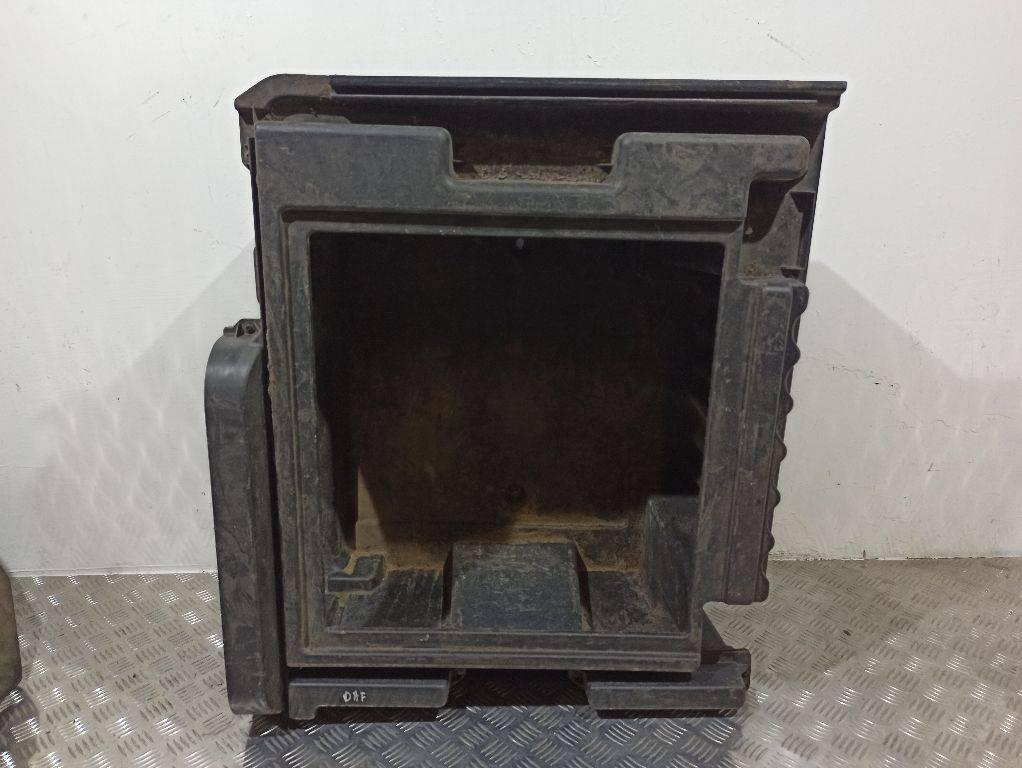 ящик под инструменты DAF XF 105 2002, 1368673 - фото №1