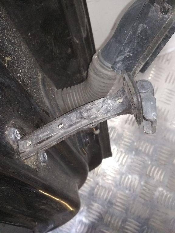 ограничитель открывания двери SEAT Ibiza 4 поколение 2008 - фото №1