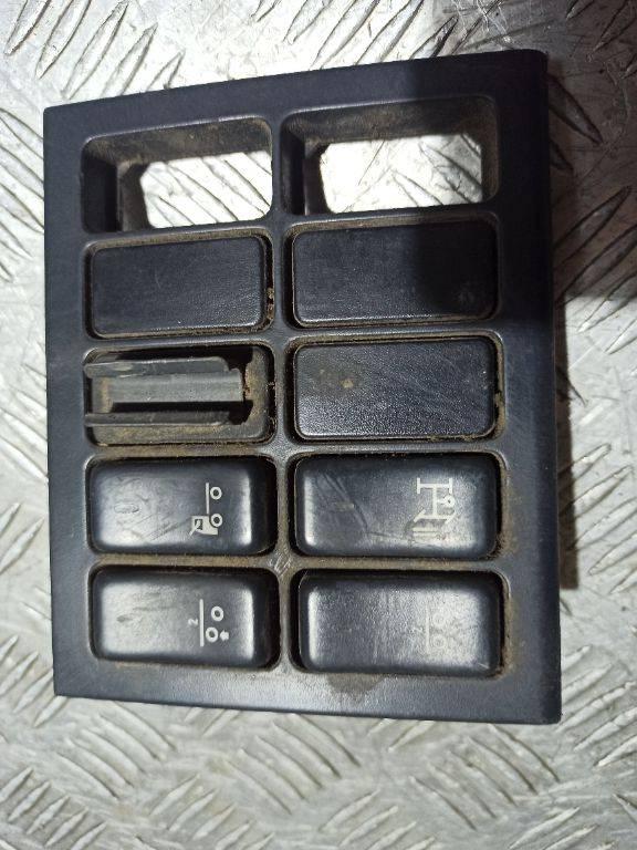 кнопка (выключатель) MAN TGA 1 поколение 2005, 81617010243 - фото №1