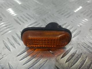 повторитель поворота на крыле правый Honda Civic 7 поколение 2000, 6R01388