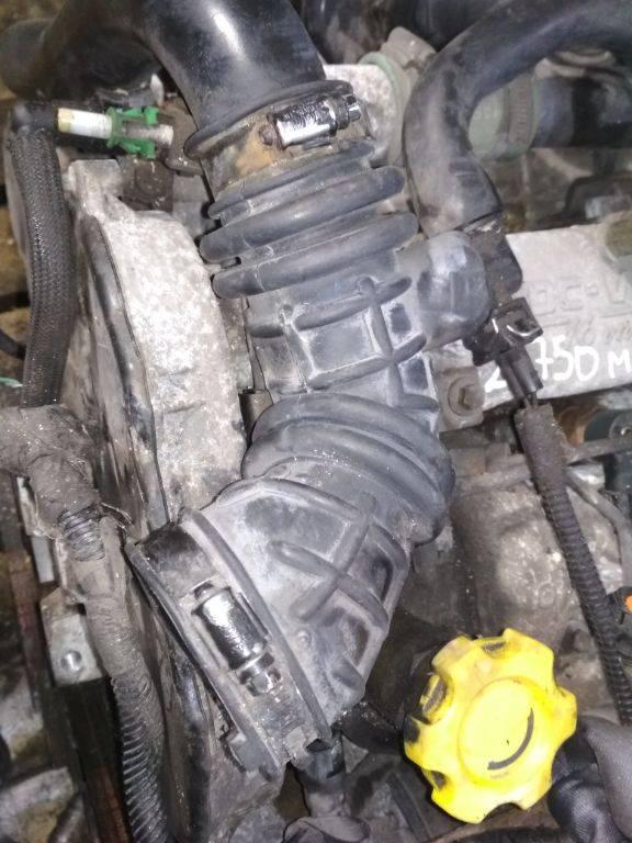 патрубок воздушного фильтра Chrysler Voyager 4 поколение 2002, 2.5 л., дизель, МКПП, 04861383AA - фото №1