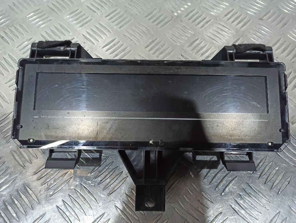 щиток приборов (приборная панель) Renault Scenic 3 поколение 2009, 250450012R, JR95MG - фото №1