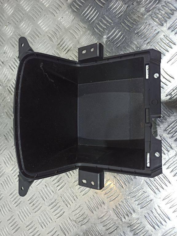 прочая запчасть Citroen C-Crosser 1 поколение 2010, 8010A143 - фото №1