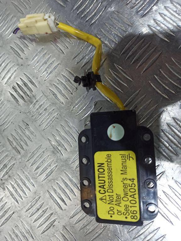 блок AirBag Citroen C-Crosser 1 поколение 2010, 8610A054 - фото №1