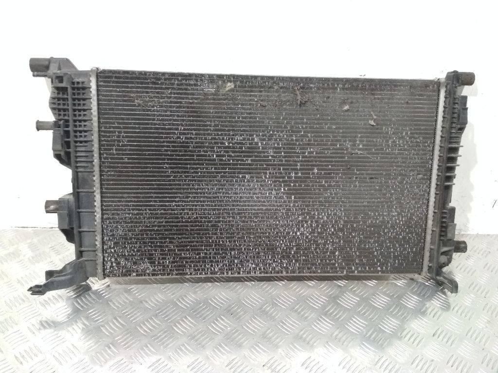 радиатор (основной) Renault Megane 3 поколение 2009, 214100002R - фото №1