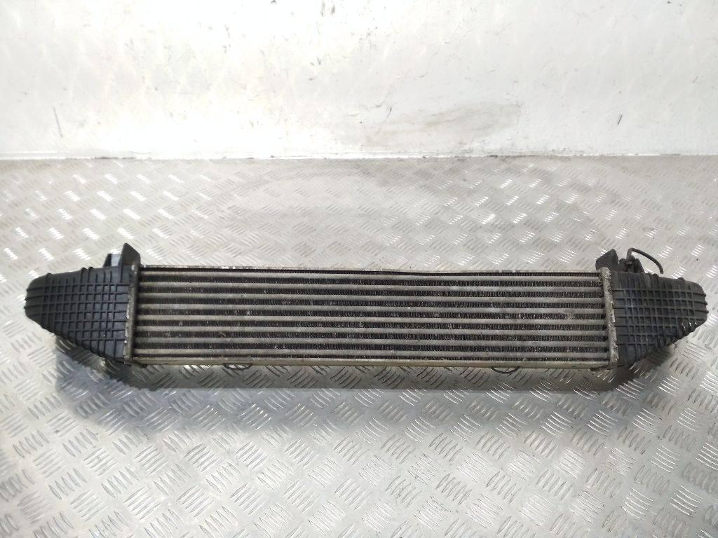 интеркулер Mercedes-Benz C-Класс W204/S204 2008, A2046000500 - фото №1