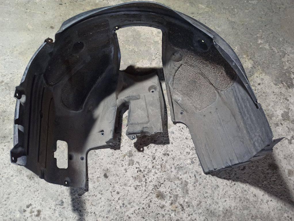 защита арок передняя левая (подкрылок) BMW 5 серия E60/E61 2005, 51717033749, 51717896605 - фото №1