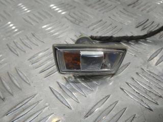 повторитель поворота на крыле левый Opel Astra H 2004, 13131298
