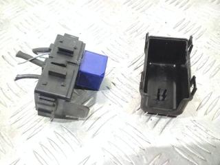 блок реле Renault Scenic 3 поколение 2009, 8200222933