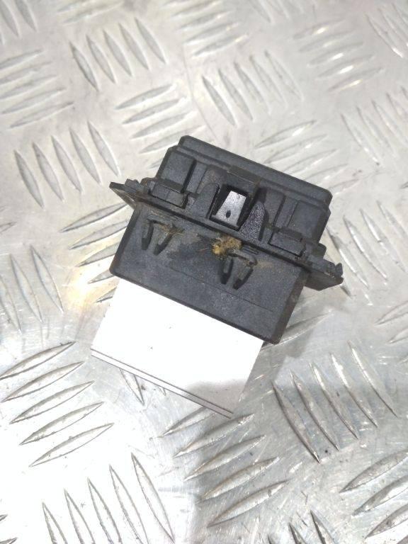 сопротивление печки Renault Megane 3 поколение 2009, T1000034Z - фото №1