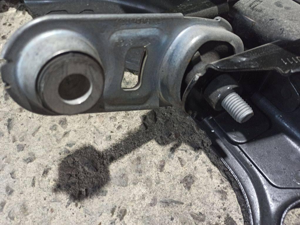 подушка крепления двигателя Renault Megane 4 поколение 2018, 112383734R - фото №1