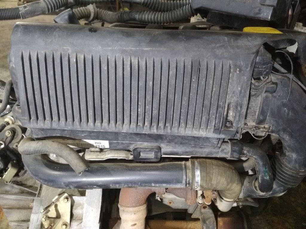 корпус воздушного фильтра Rover 75 1 поколение 2002, 2.0 л., дизель, МКПП - фото №1