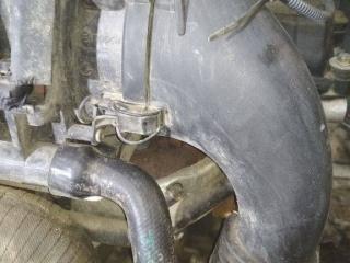 патрубок воздушного фильтра Rover 75 1 поколение 2002, 2.0 л., дизель, МКПП, 13712247953