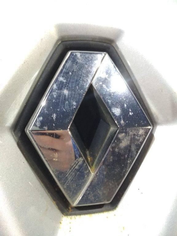 эмблема Renault Clio 3 поколение 2008 - фото №1