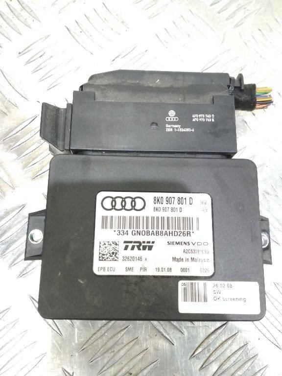 блок управления ручником Audi A4 B8/8K 2008, 8K0907801 - фото №1