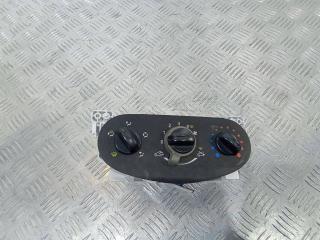 блок управления печки / климат-контроля Dacia Sandero 1 поколение 2010, T1001640A