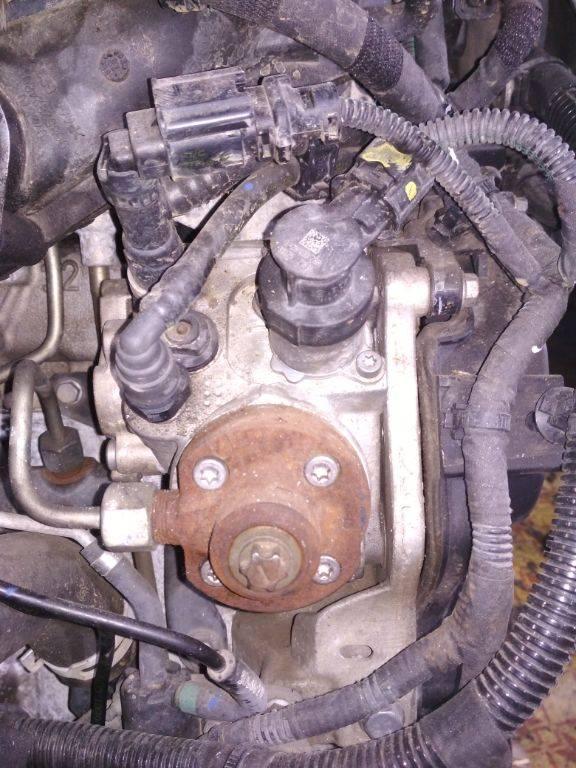 ТНВД Peugeot 208 1 поколение 2013, 1.4 л., дизель, МКПП - фото №1