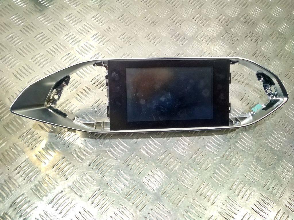 щиток приборов (приборная панель) Peugeot 308 T9 2014, 9811486280 - фото №1