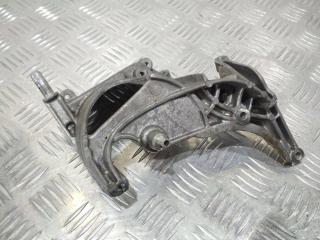 кронштейн топливного фильтра Peugeot 5008 1 поколение 2011, 1.6 л., дизель, МКПП, 9672309780