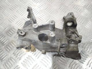 кронштейн генератора Peugeot 5008 1 поколение 2011, 1.6 л., дизель, МКПП, 9684613880