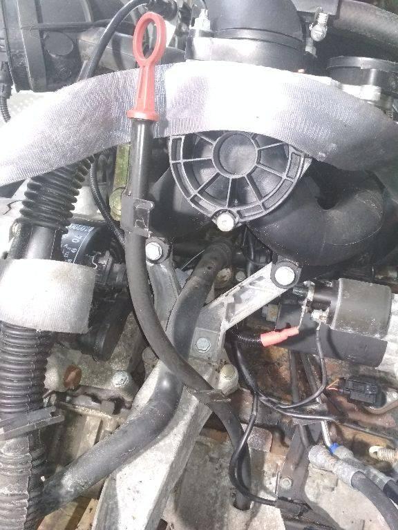 щуп двигателя BMW 3 серия E46 2000, 2.0 л., бензин, МКПП - фото №1