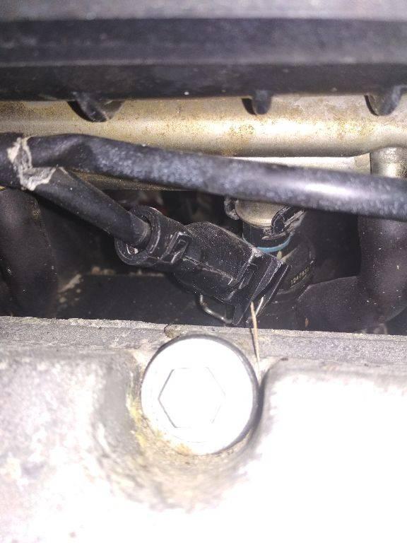 форсунка BMW 3 серия E46 2000, 2.0 л., бензин, МКПП, 124793 - фото №1