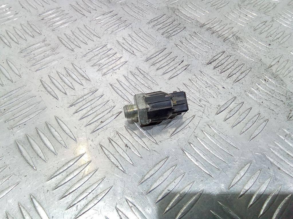 датчик детонации Renault Twingo 2 поколение 2010, 1.5 л., дизель, МКПП, 8200680689 - фото №1