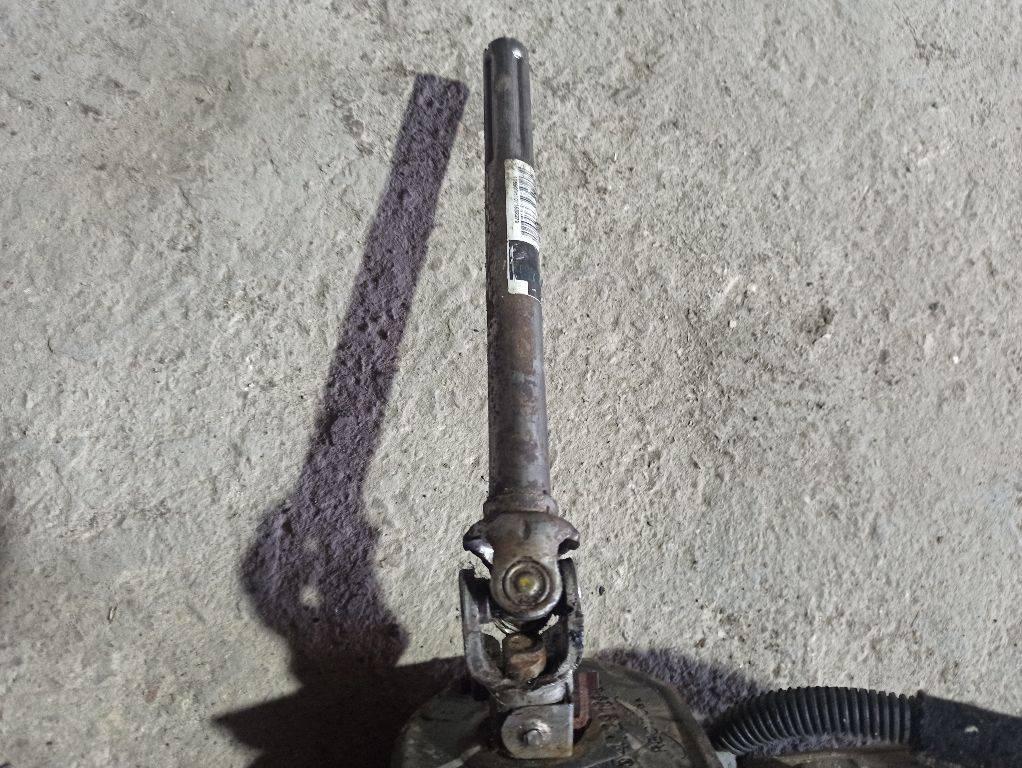 рулевой карданчик Peugeot 207 1 поколение 2007 - фото №1