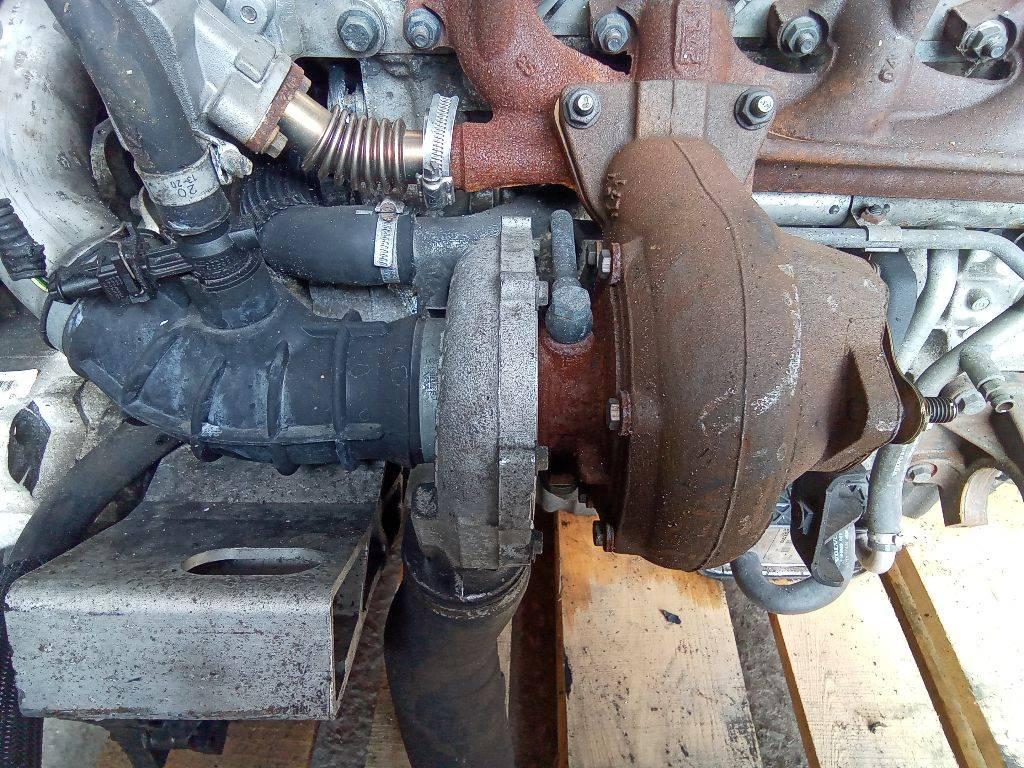 турбина Volvo S80 1 поколение 2001, 2.4 л., дизель, МКПП, 8653146 - фото №1