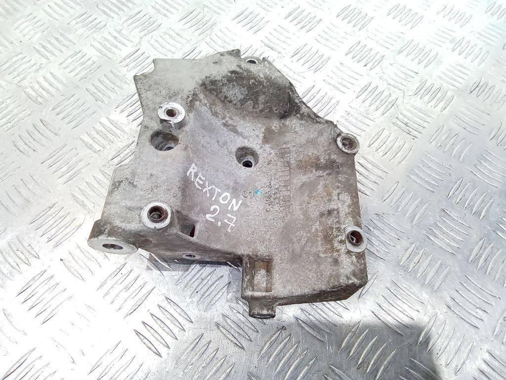 кронштейн генератора SsangYong Rexton Y250 2006, 2.7 л., дизель - фото №1