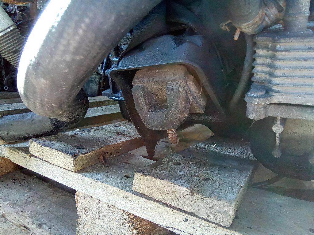 подушка крепления двигателя Ford Transit 6 поколение 2003, 2.4 л., дизель, МКПП - фото №1