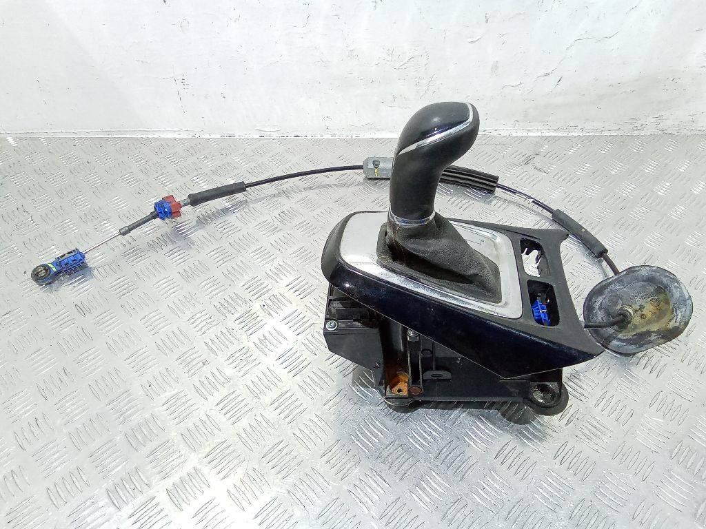 кулиса Opel Crossland X 1 поколение 2018, 119172377 - фото №1