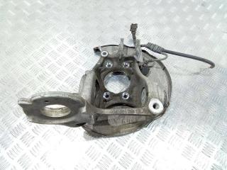 кулак задний правый Audi A4 B8/8K 2010, 8R0505436C