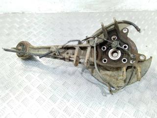 кулак задний правый Peugeot 4007 1 поколение 2008, 2.2 л., дизель