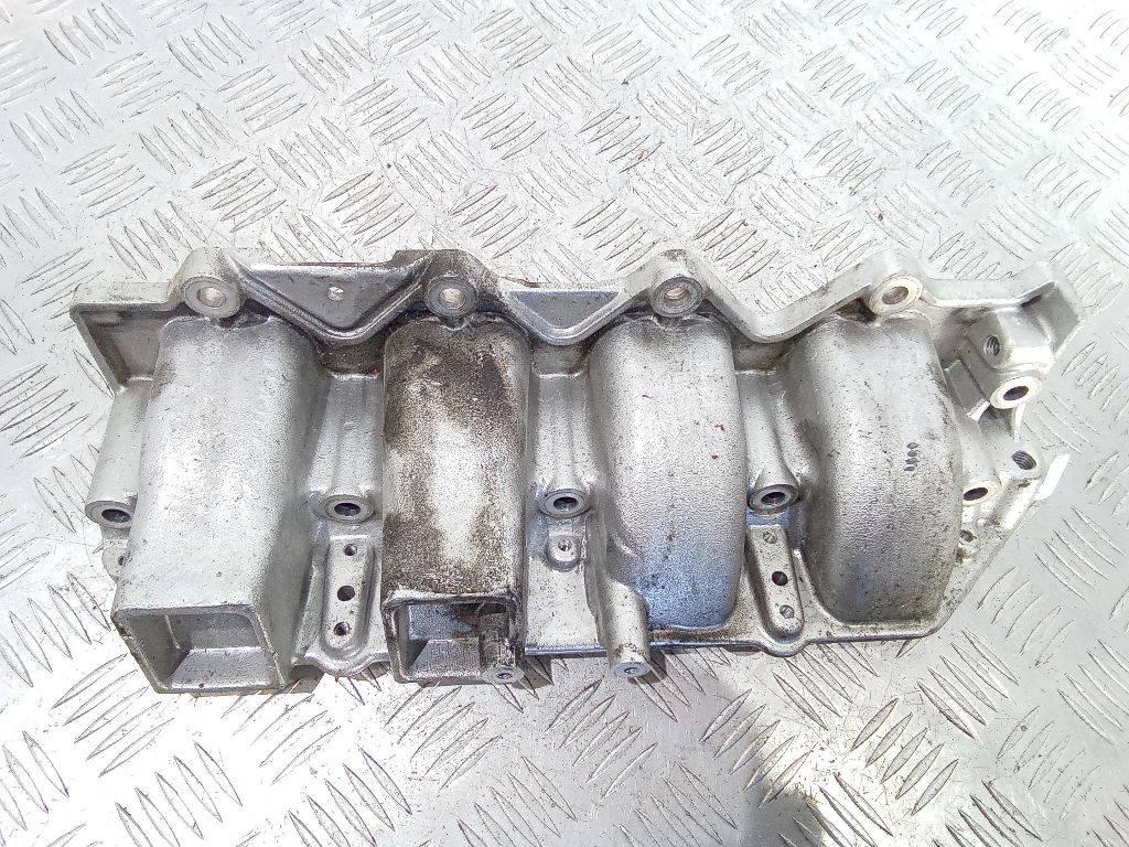 коллектор впускной Renault Modus 1 поколение 2005, 1.6 л., бензин, 8200329496 - фото №1