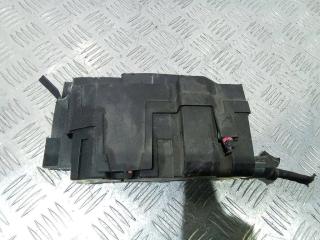 блок предохранителей Renault Clio 3 поколение 2008, 8200267011