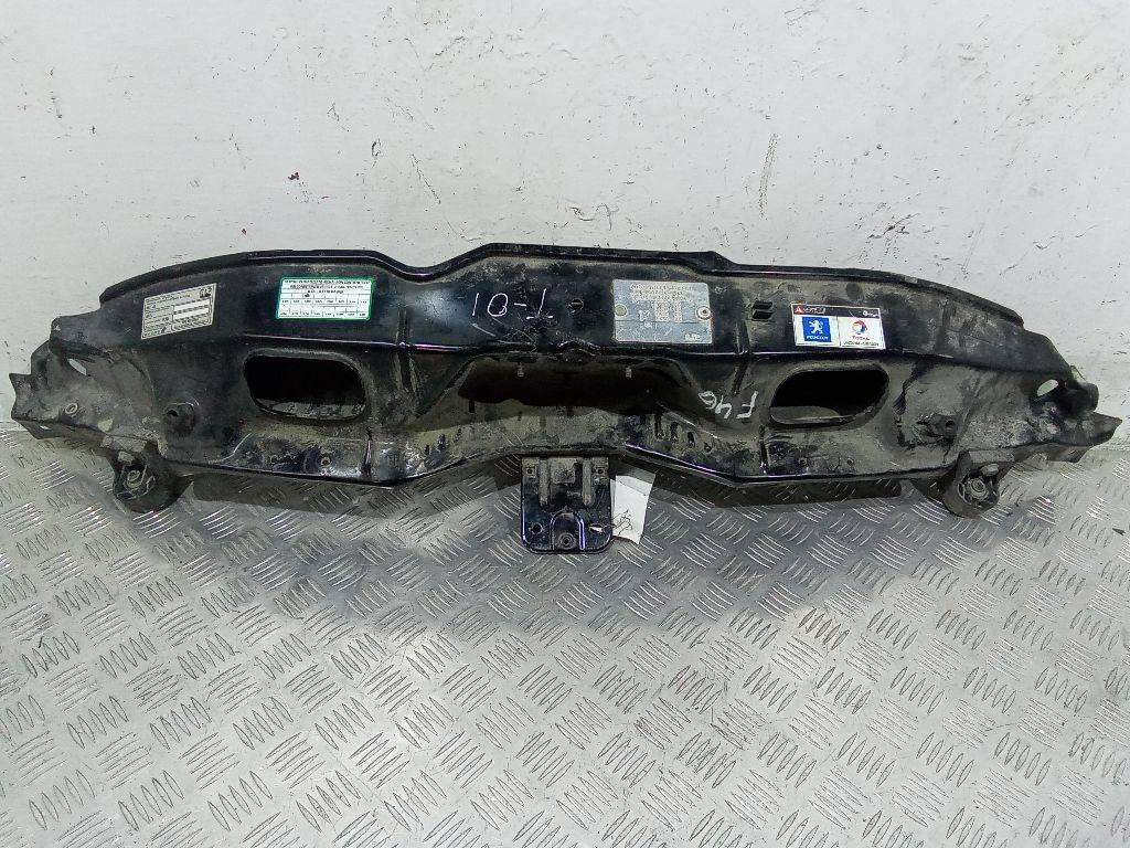 накладка (воздуховод) на телевизор Peugeot Boxer 3 поколение 2011, 2.2 л., дизель - фото №1